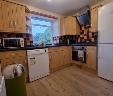 2 Bed Flat, Whitehall Place, AB25 - Photo 2