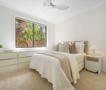 Sun soaked 2 bedroom apartment in Bondi Beach - Photo 3