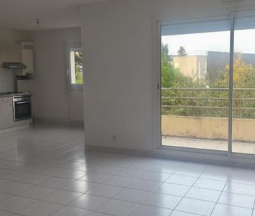 Location appartement de 73 m² - 4 pièces à Vannes - Photo 2