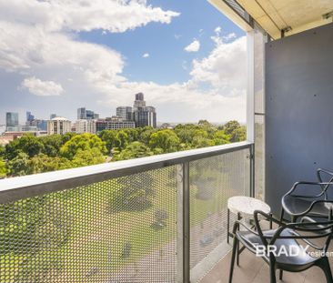 811/17 Singers Lane, Melbourne - Photo 3