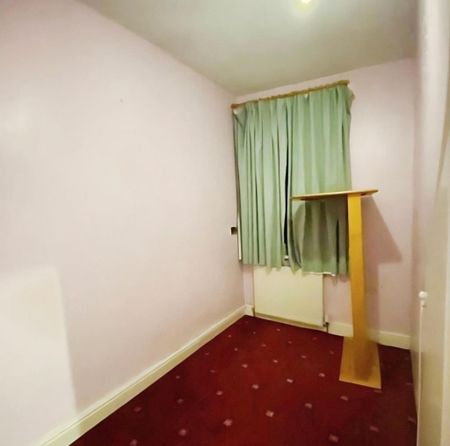 4 bedroom terraced house to rent - Photo 2