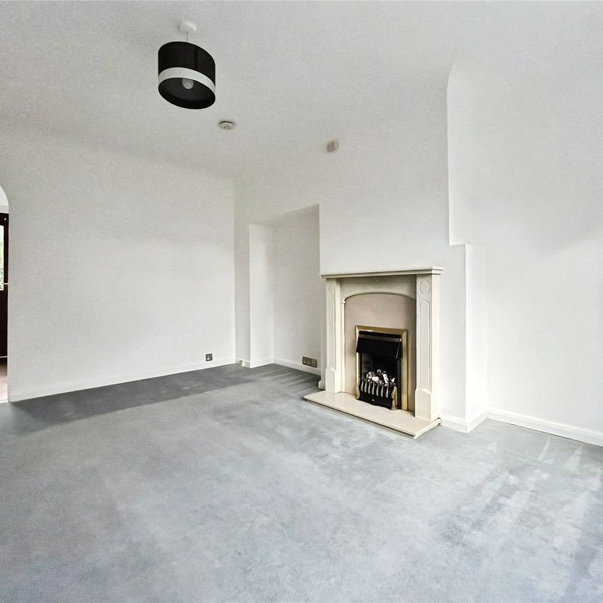 Warburton Road, Twickenham, TW2 6EW - Photo 1