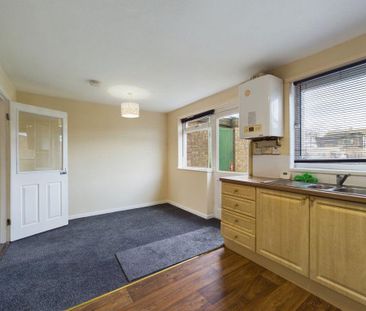 2 bedroom terraced house to rent - Photo 6