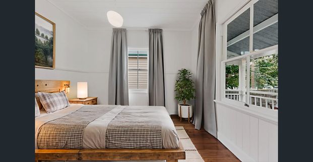 Stylish Three-Bedroom Home in the Heart of West End - Photo 1