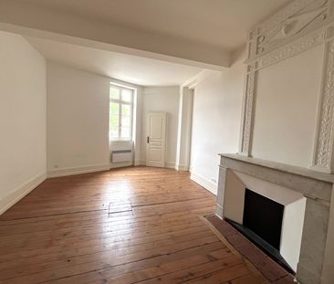 Location Appartement 3 pièces 105m² - Photo 3