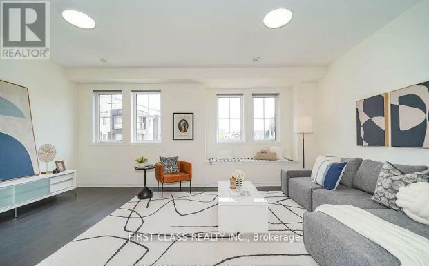 30 GEORGE PATTON AVENUE - Photo 1