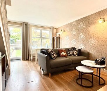 2 bedroom end of terrace house to rent - Photo 6