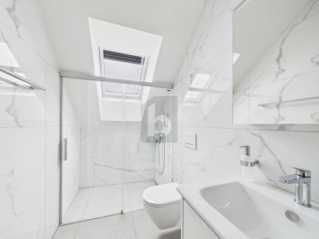 TOP MODERN IN OWNERSHIP QUALITY - Foto 2