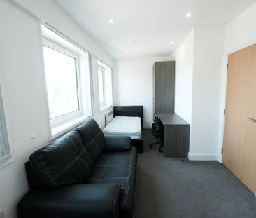 Studio to rent - Photo 3