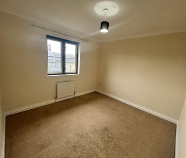 3 bedroom detached house to rent - Photo 2