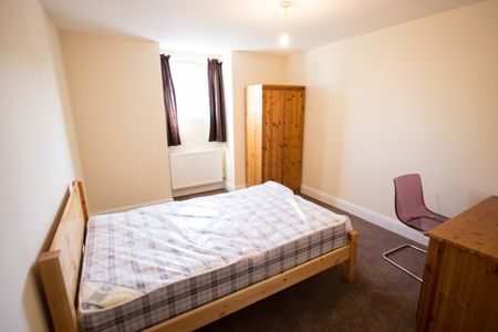 8 Bed Semi-Detached House, Carlton Road, SO15 - Photo 5