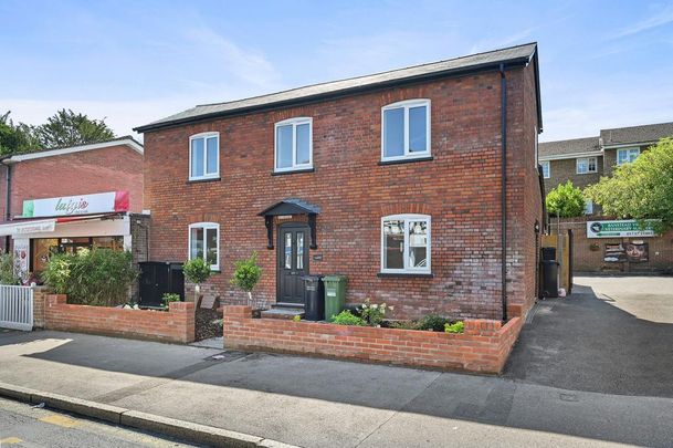 1 bedroom apartment to rent - Photo 1