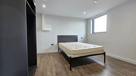 £800 PM · Element The Quarter, Low Hill, Liverpool, Merseyside - Photo 2