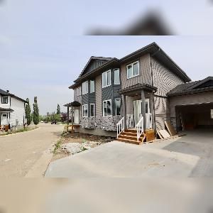 122- 2+1 Bed 2.5 Bath Townhouse Garage For Rent Leduc - Photo 4
