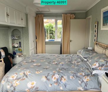 4 bedroom semi-detached house to rent - Photo 6