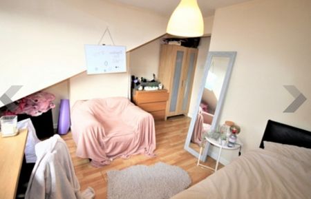 5 Bed - 11 Mayville Place, Headingley, Leeds - LS6 1NE - Student - Photo 5