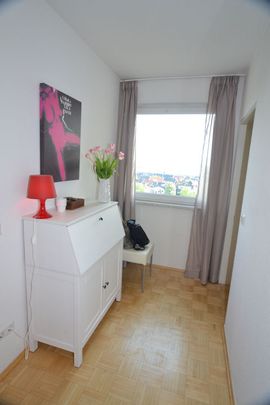 Helle, möblierte Wohnung im Kölner Norden - Foto 1