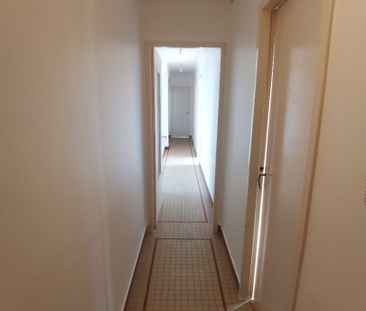 Location Appartement 5 pièces 71m² RENNES 35000 - Photo 6