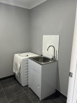 Cool Modern Home in Plantation Palms - Photo 4