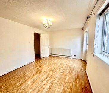 3 bedroom House To Let - Photo 6