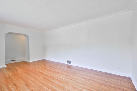 For Lease - 68 Oriole Avenue, Mississauga, Ontario - Photo 5