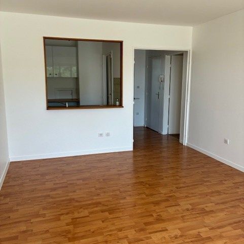 Location Appartement 2 pièces 48m² NOGENT SUR MARNE 94130 - Photo 1