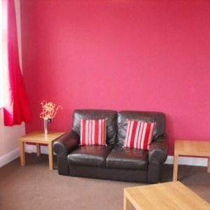 Student Apartment - 6 Beds - Bradford - Photo 2