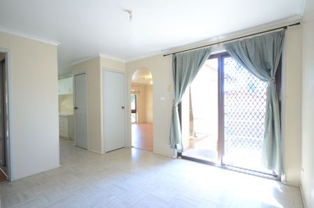 Immaculately Presented 3 Bedroom Villa - Photo 2