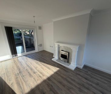 South Avenue, Wakefield, Horbury - Photo 3