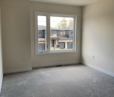 For Lease - 49 Eberhardt Drive, Wasaga Beach, Ontario - Photo 3