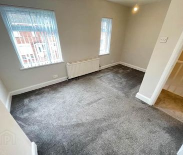 40 Florida Drive, Belfast, BT6 8EX - Photo 2