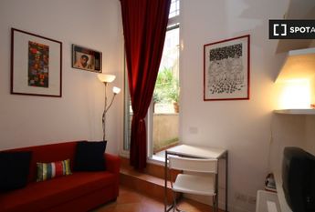 Via Cavour, Rome, Lazio 00184