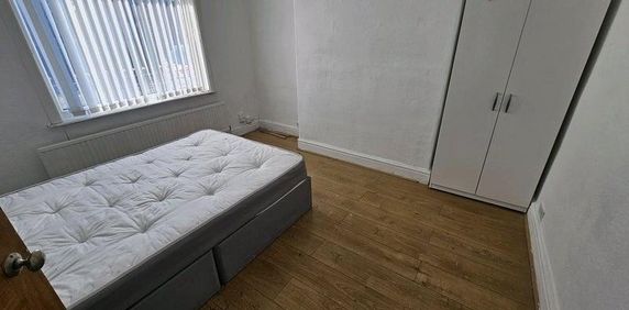 3 bedroom house to rent - Photo 2