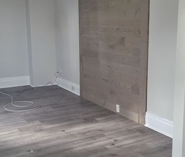 For Lease - 14 Albert Street, Welland, Ontario - Photo 2