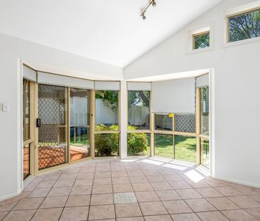 Family Home in a Prime Glenwood Location - Photo 5