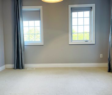 For Lease - 2418 Wasaga Drive, Oakville, Ontario - Photo 4