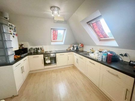 2 bedroom apartment to rent - Photo 5