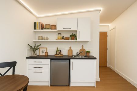 Studio Flat, Coldharbour Lane, SW9 - Photo 3