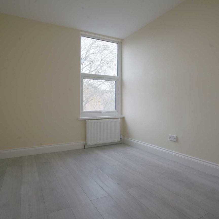 Price £2,050 pcm - Available Now - Part Furnished - Photo 1