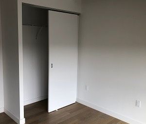 Executive 2 bedroom in No1 River Landing - Photo 6