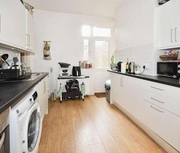 Elborough Street, Southfields, SW18 - Photo 3