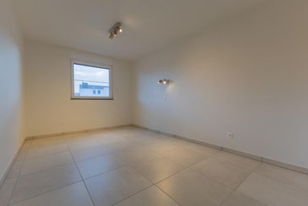 Appartement te huur in Halle - Photo 2