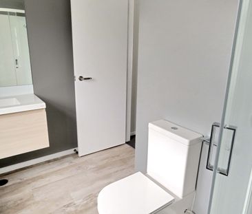 Stokes Valley - Photo 1