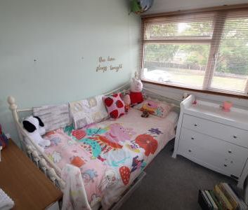 Harrow Drive, Burton Upon Trent, Branston, DE14 - Photo 5