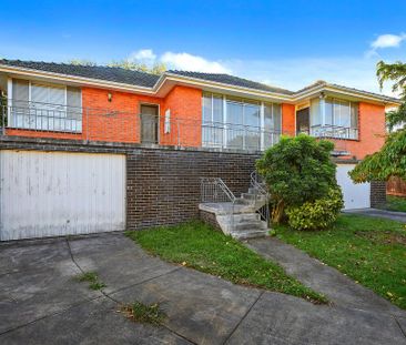 13 Towers Road, Lilydale - Spacious Family Home - Photo 6