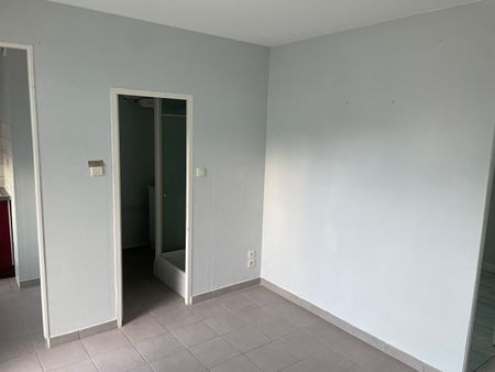 Location appartement 2 pièces, 28.55m², Le Lion-d'Angers - Photo 3