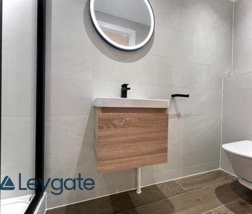 3 bedroom flat to rent - Photo 6