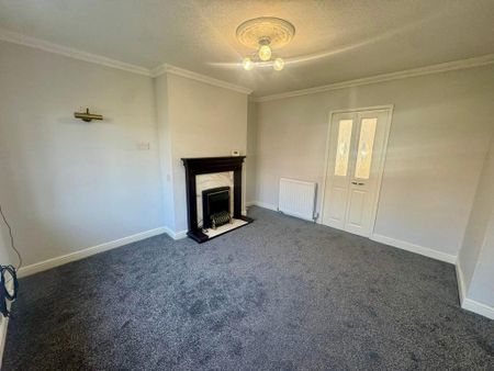2 bedroom semi-detached house to rent - Photo 3