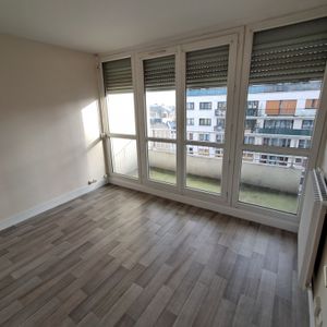 PARIS 20 CPH IMMOBILIER VOUS PROPOSE UN STUDIO Paris (75020) - Photo 2