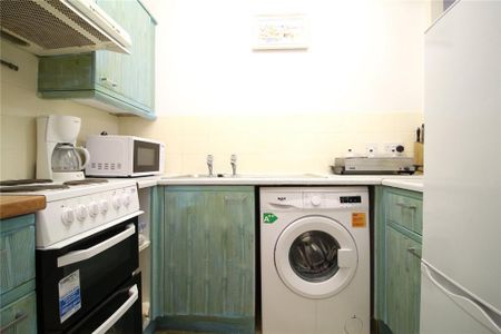 1 bedroom apartment to rent - Photo 5